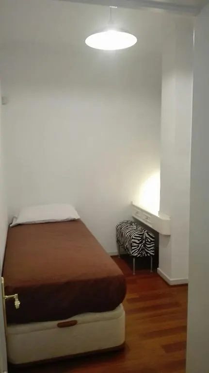 فيلا Casa Con Terraza لاس بالماس دي غران كاناريا 0*,  إسبانيا